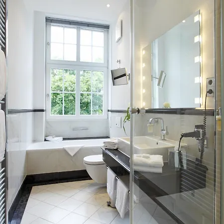 מלון Schlosshotel Karlsruhe קרלסרוהה
