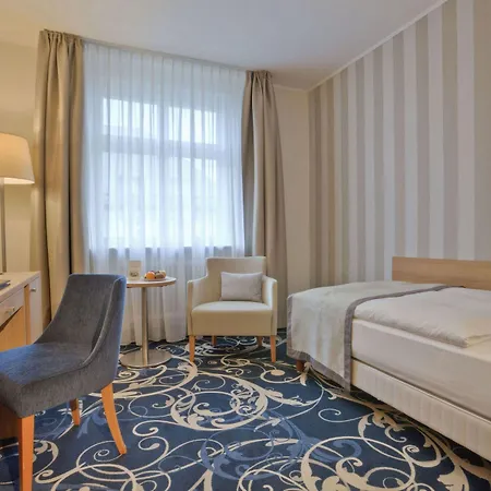 Schlosshotel Karlsruhe מלון