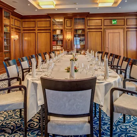 Schlosshotel Karlsruhe קרלסרוהה