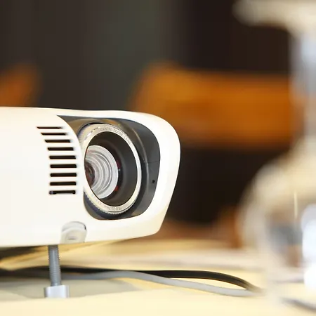 Otel Schlosshotel Karlsruhe 4*