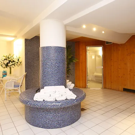 מלון Schlosshotel Karlsruhe קרלסרוהה