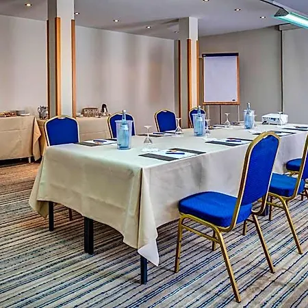 Schlosshotel Karlsruhe מלון 4*