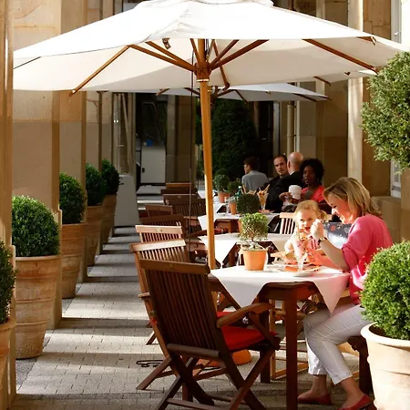 Schlosshotel Karlsruhe Otel