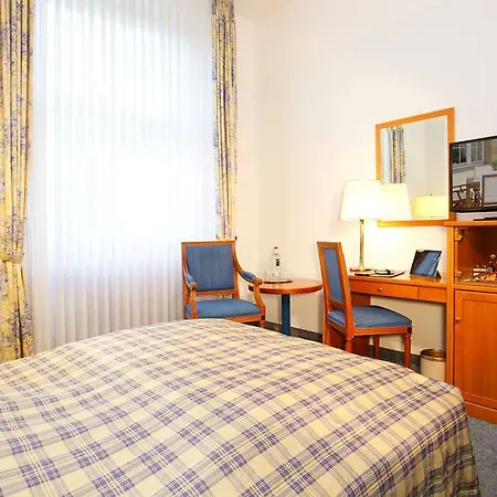 Schlosshotel Karlsruhe 4* Karlsruhe