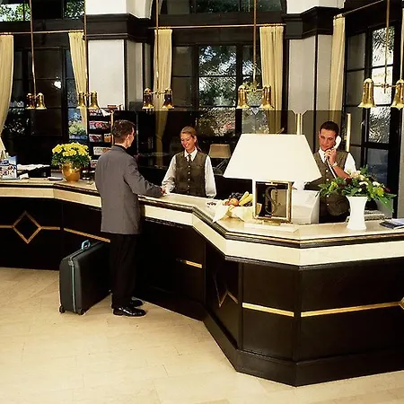 Schlosshotel Karlsruhe 4*