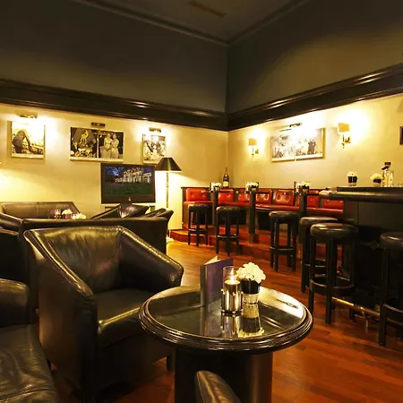 Schlosshotel Karlsruhe Szálloda 4*